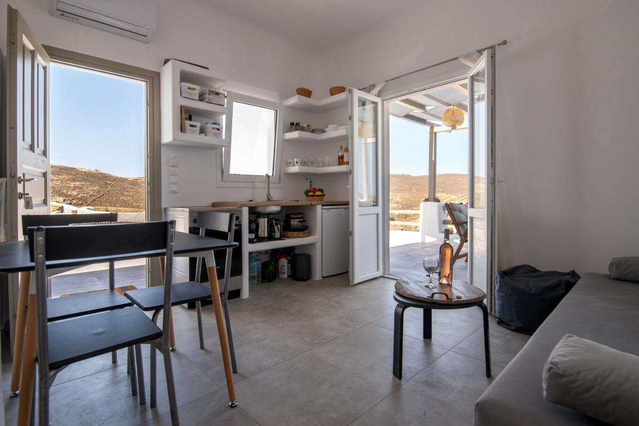 Miramare Suites Mykonos Merchia Beach Екстер'єр фото