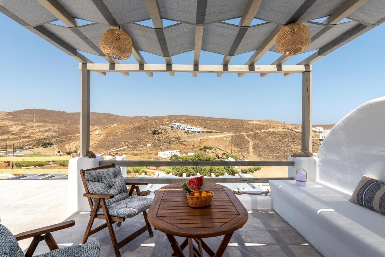 Miramare Suites Mykonos Merchia Beach Екстер'єр фото