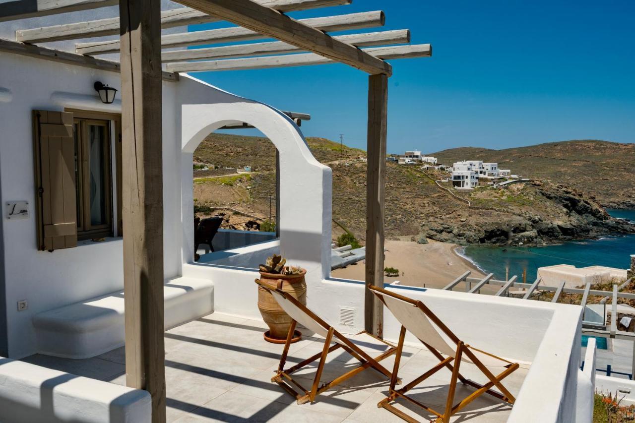 Miramare Suites Mykonos Merchia Beach Екстер'єр фото