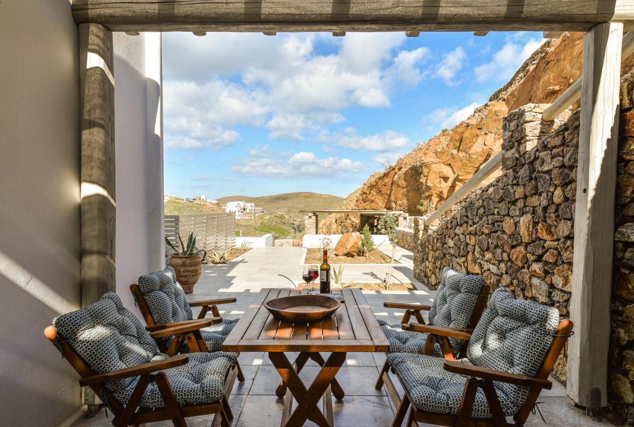 Miramare Suites Mykonos Merchia Beach Екстер'єр фото